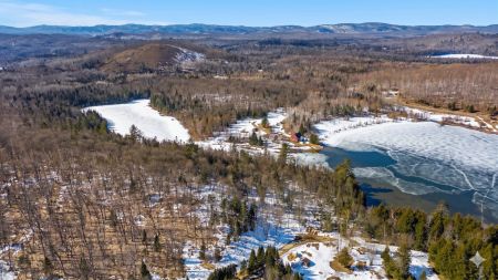  Ch. du Lac-aux-Bouleaux E. 