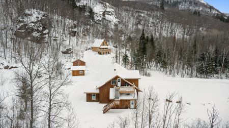 28 Ch. du Lac-Pémichangan 