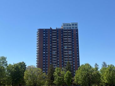 285 Rue Laurier 705