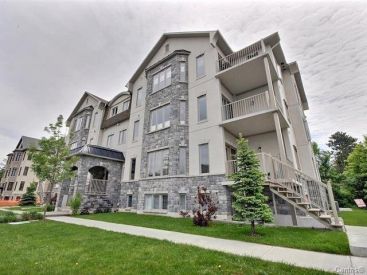 25 Rue du Colonial 102