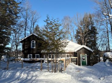 74-78 Ch. de la Baie-Regatta 