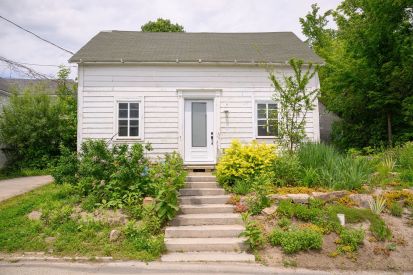 1107 Rue de Clarendon — photo 1