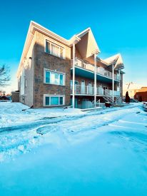 10 Rue de Bruxelles 8