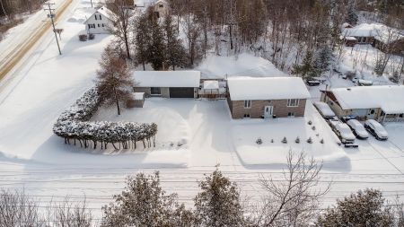 360 Ch. du Vieux-Moulin 