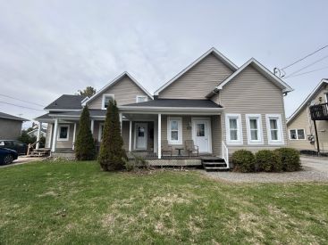 162-162C Rue Fraser 