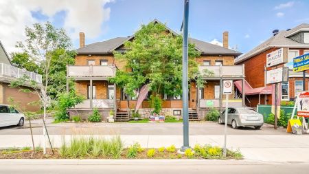 305-307 Boul. St-Joseph 