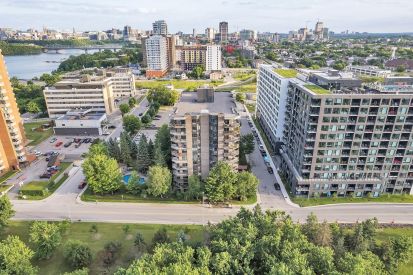 50 Rue Dussault 907