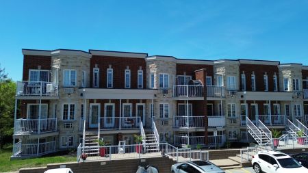 837 Boul. de la Cité 3 — photo 1
