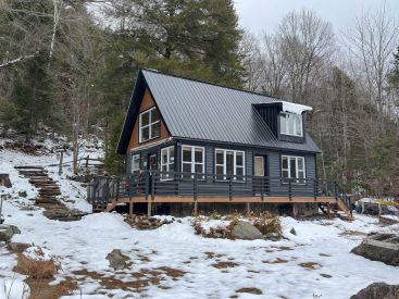 2560 Ch. de la Baie-Bourgeois 