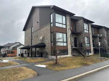 61 Boul. de l'Amérique-Française 