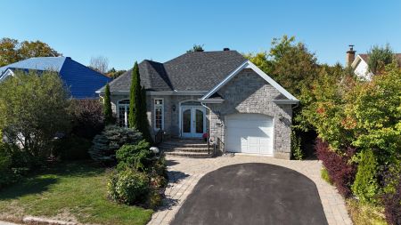 277 Rue de Ste-Maxime 