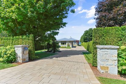 1219 Ch. du Lac-St-Louis 