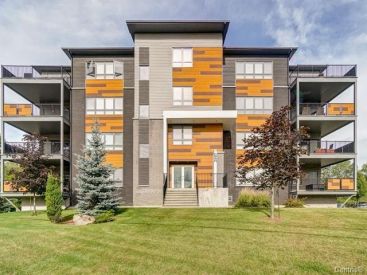 2907 Rue St-Louis 103