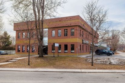 1400 Rue St-Louis 2 A 6