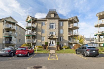 2401 Boul. Lafontaine 2