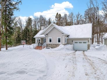 65 Ch. de l'Émeraude 