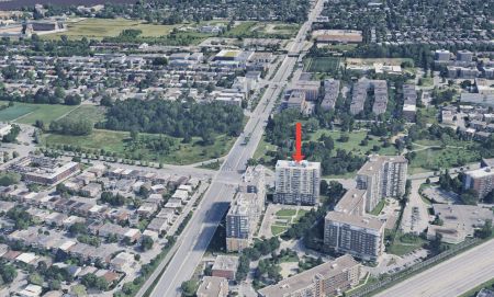 9950 Place de l'Acadie 382