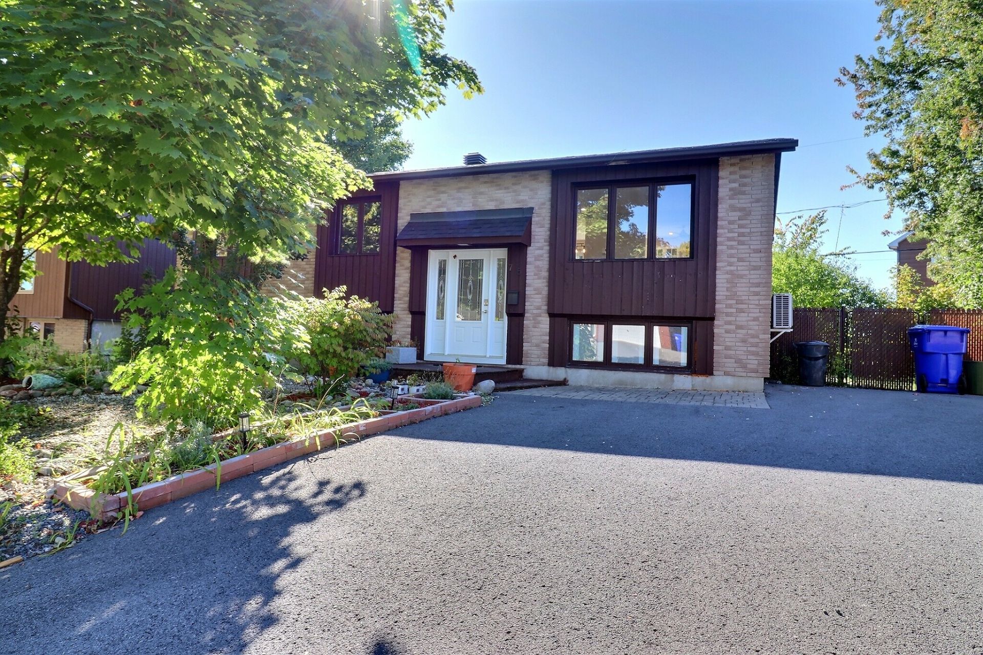 75 Av. des Camélias 