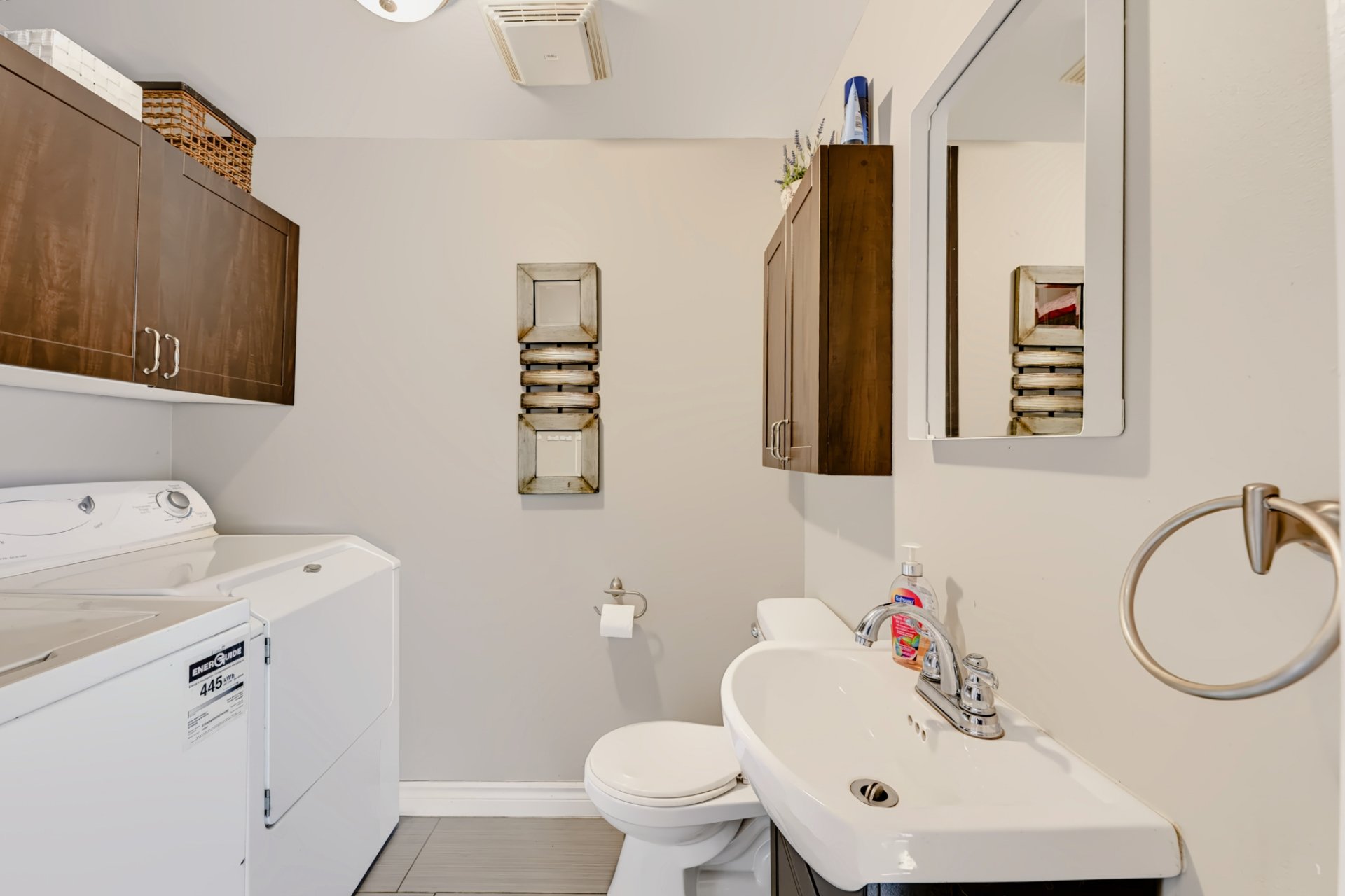Powder room