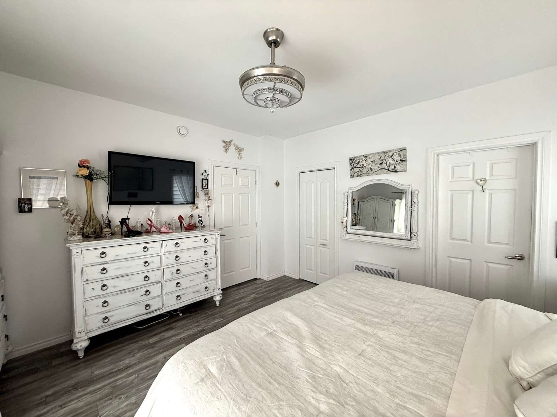 Large walk-in closet