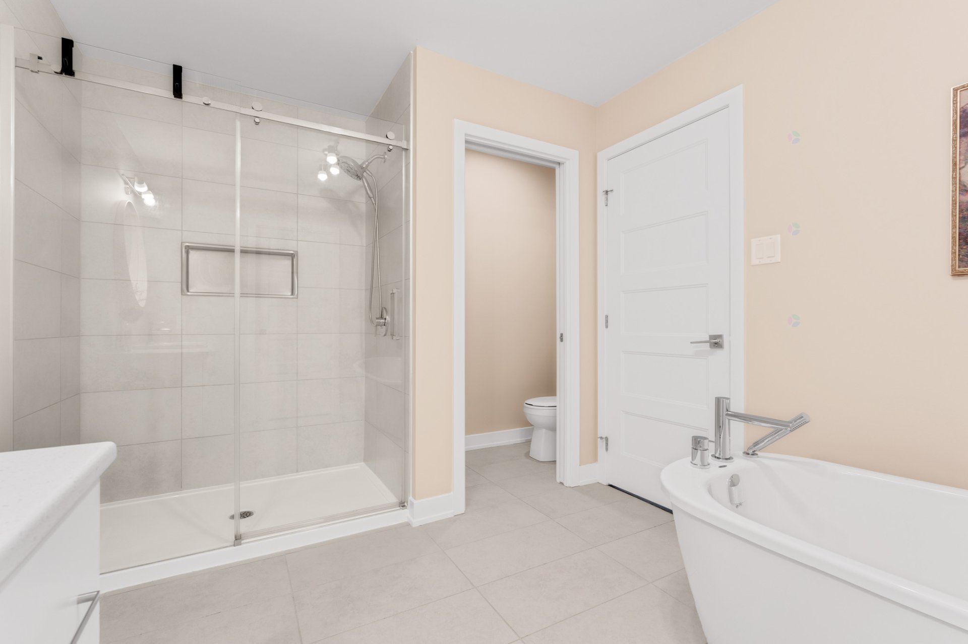 Salle de bain principale