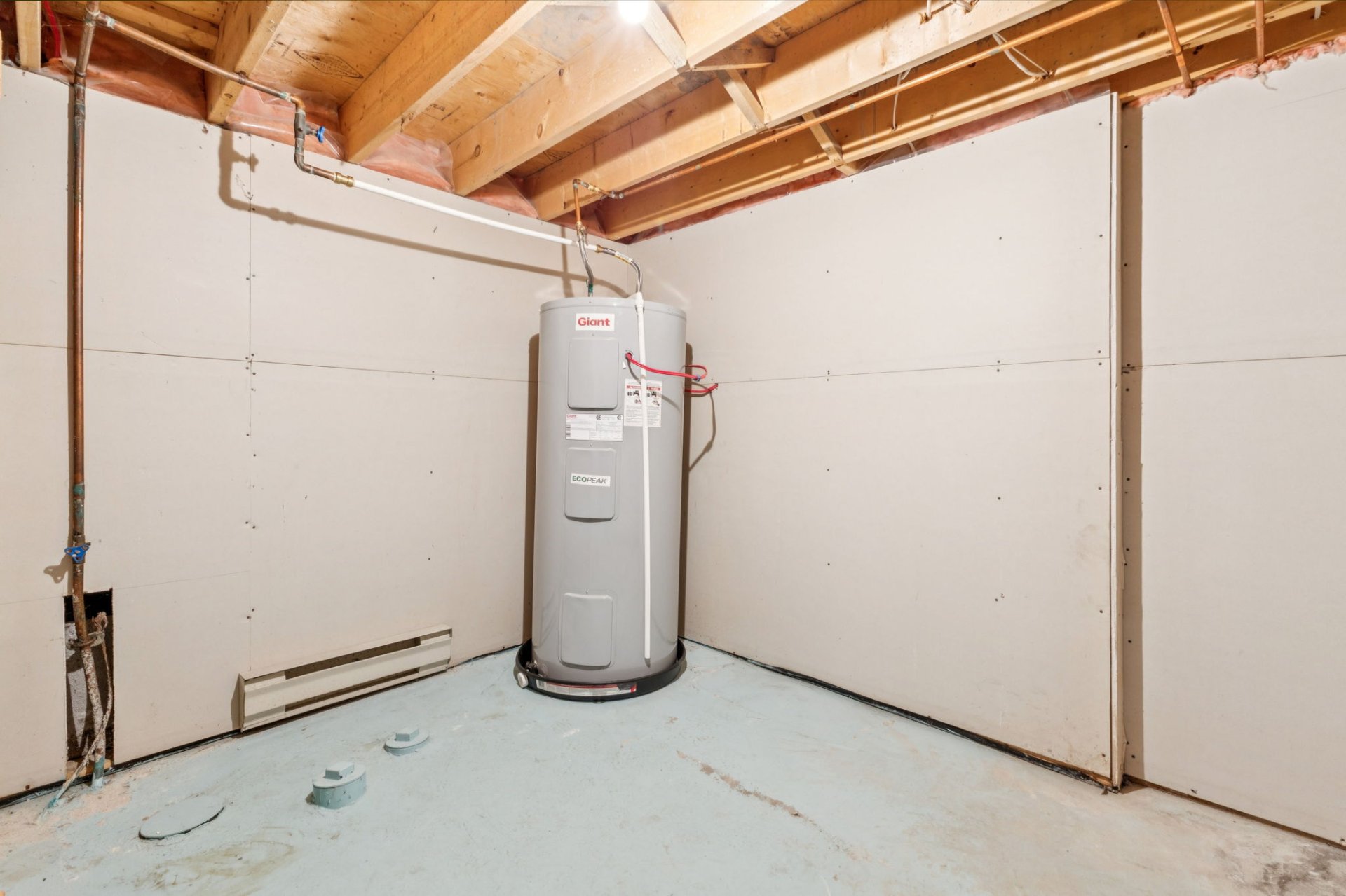 Cave/ chambre froide