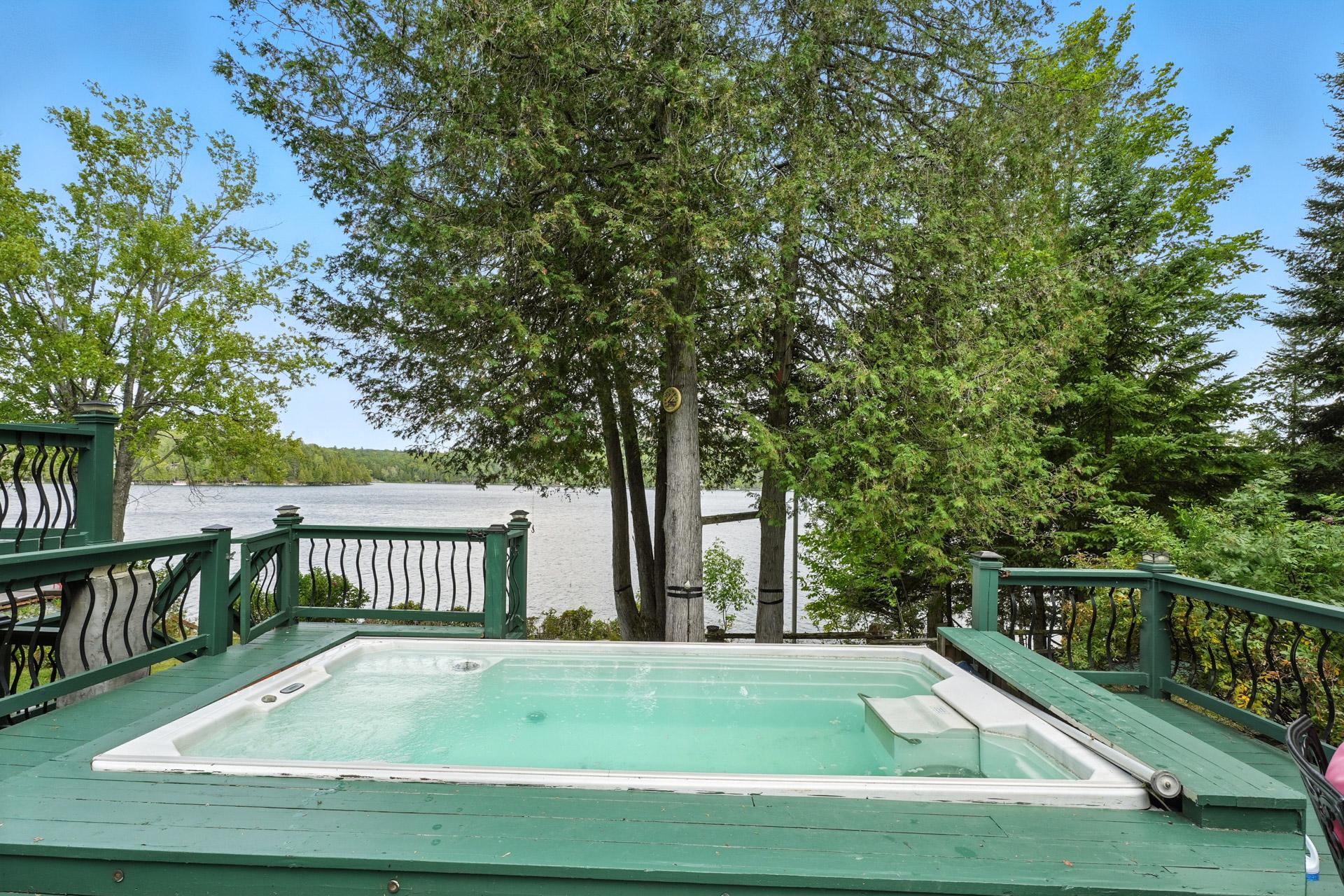 Autre - Piscine sans fin