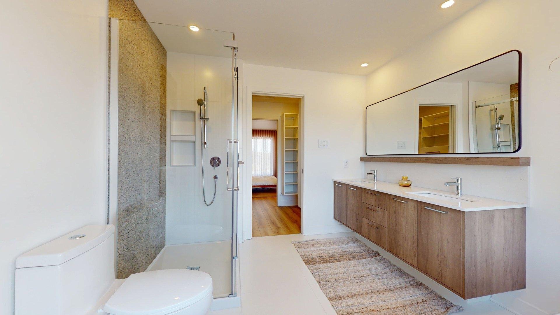 Ensuite bathroom