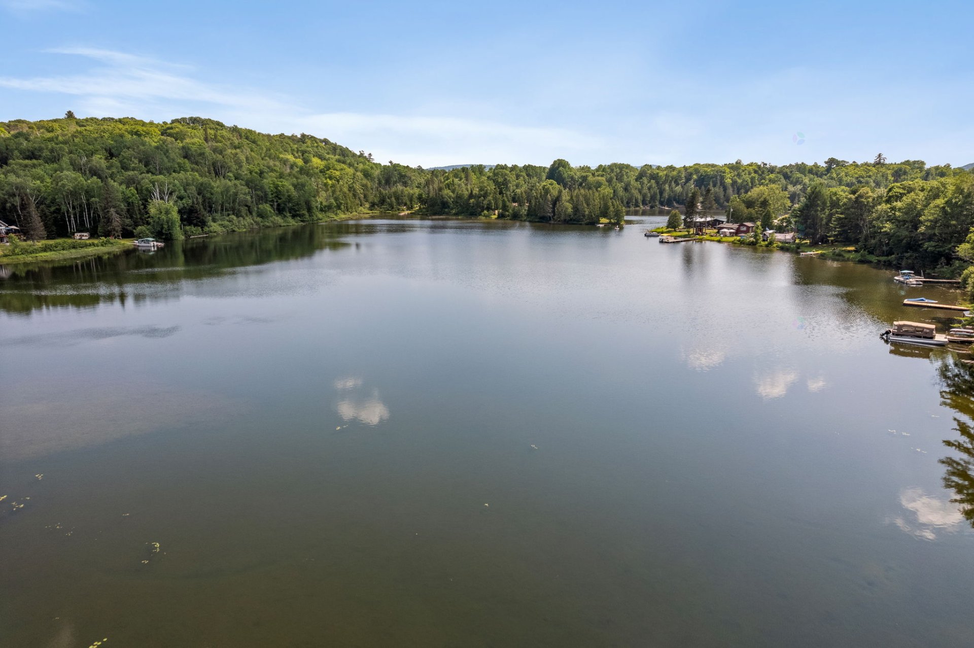 Accès au plan d'eau