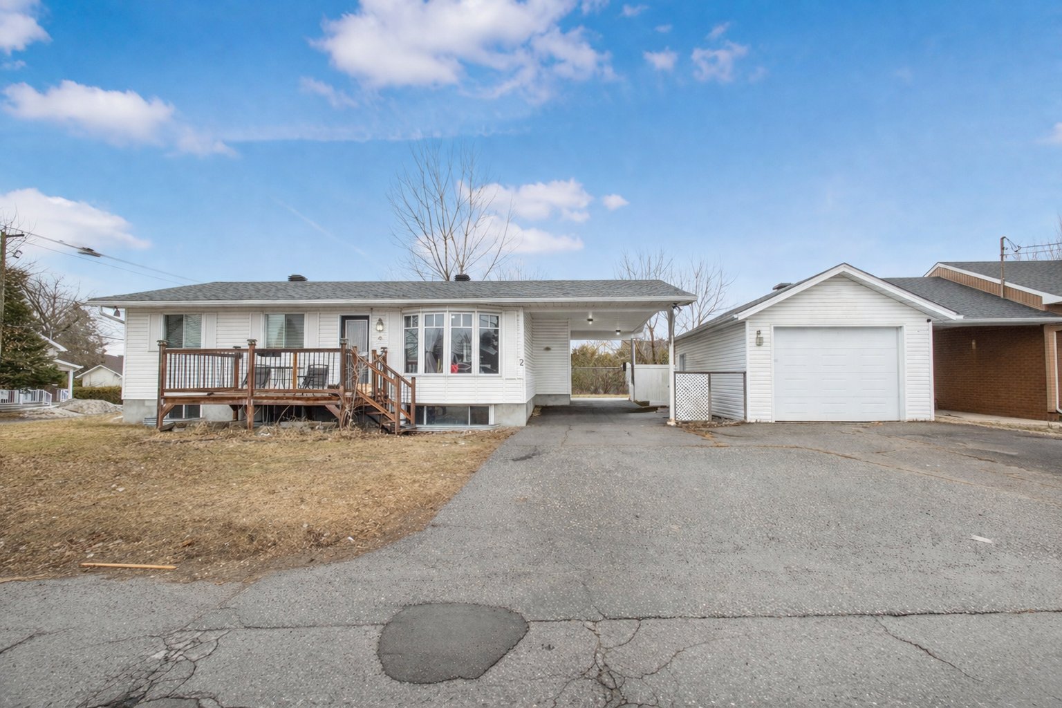 2-4 Rue Lucien-Desjardins 