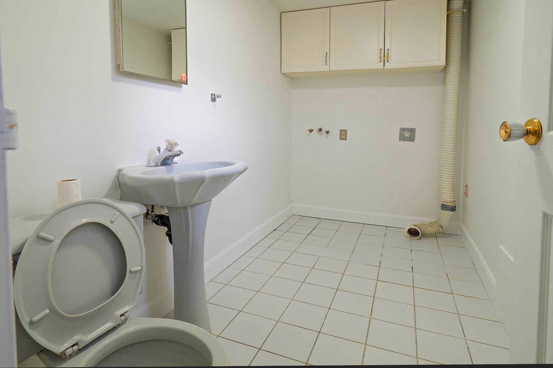 Powder room