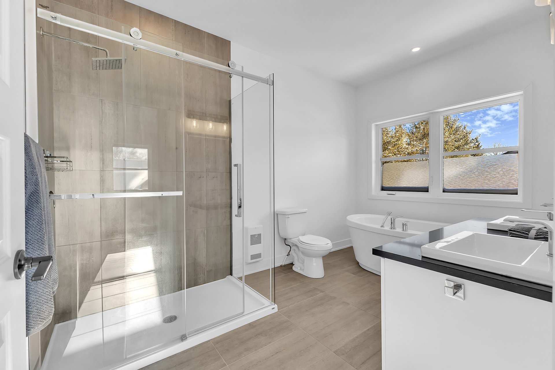 Ensuite bathroom