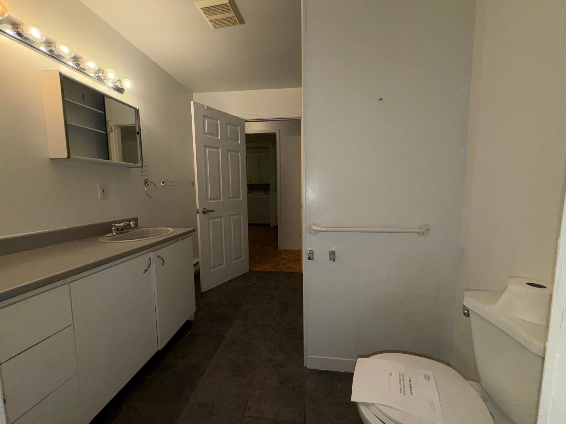 Ensuite bathroom