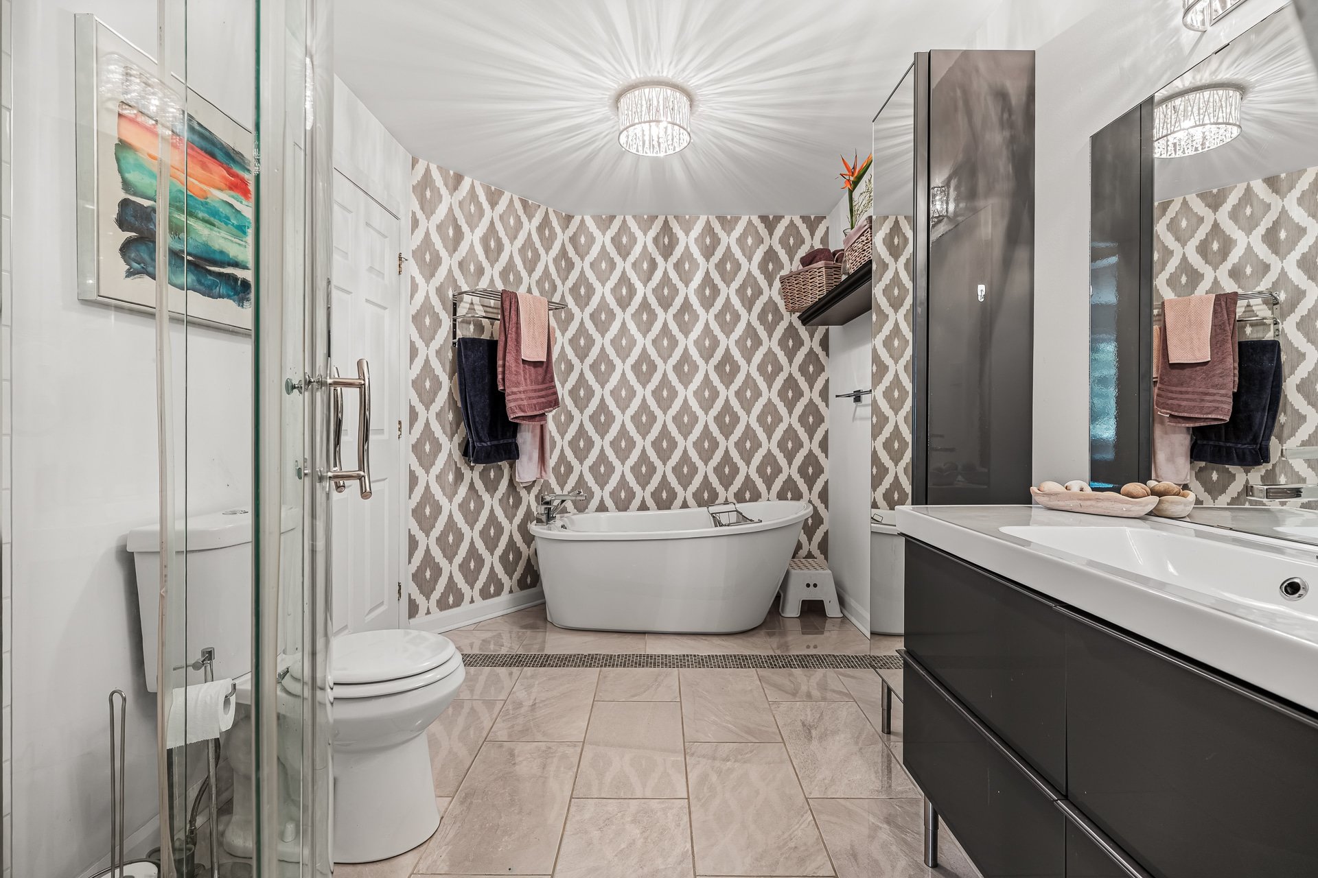 Ensuite bathroom