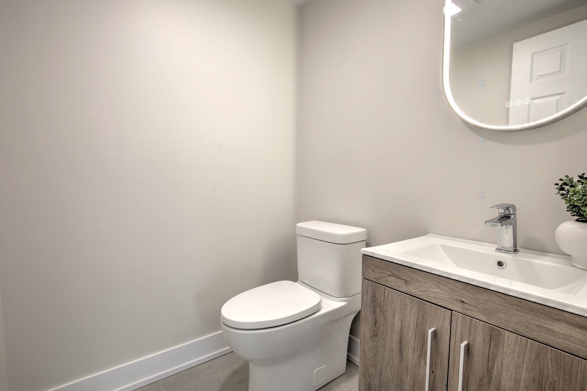 Powder room