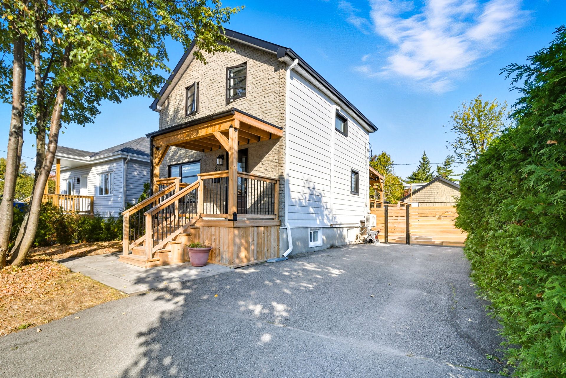 84 Rue Chauveau 