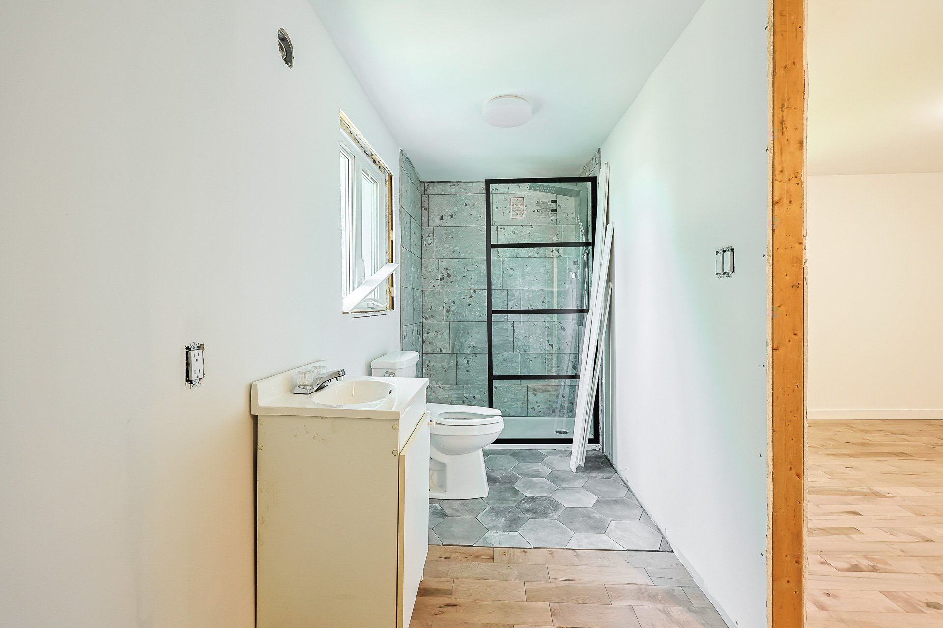 Ensuite bathroom