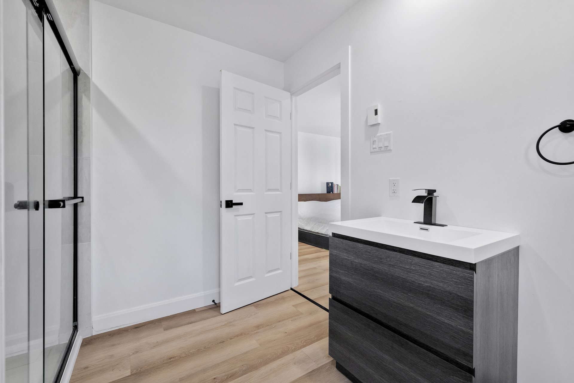 Salle de bains attenante à la CCP