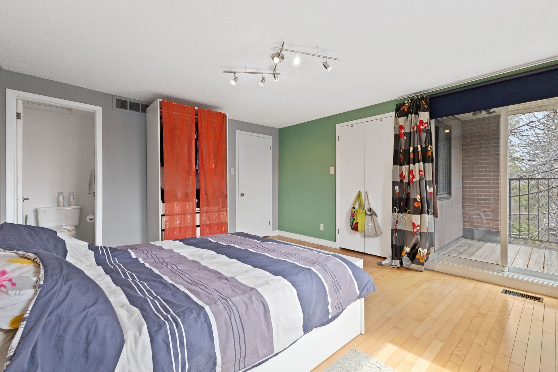 Chambre à coucher principale
