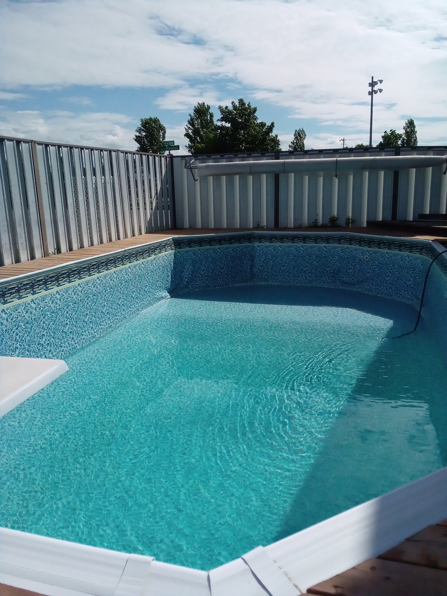 Swimming pool