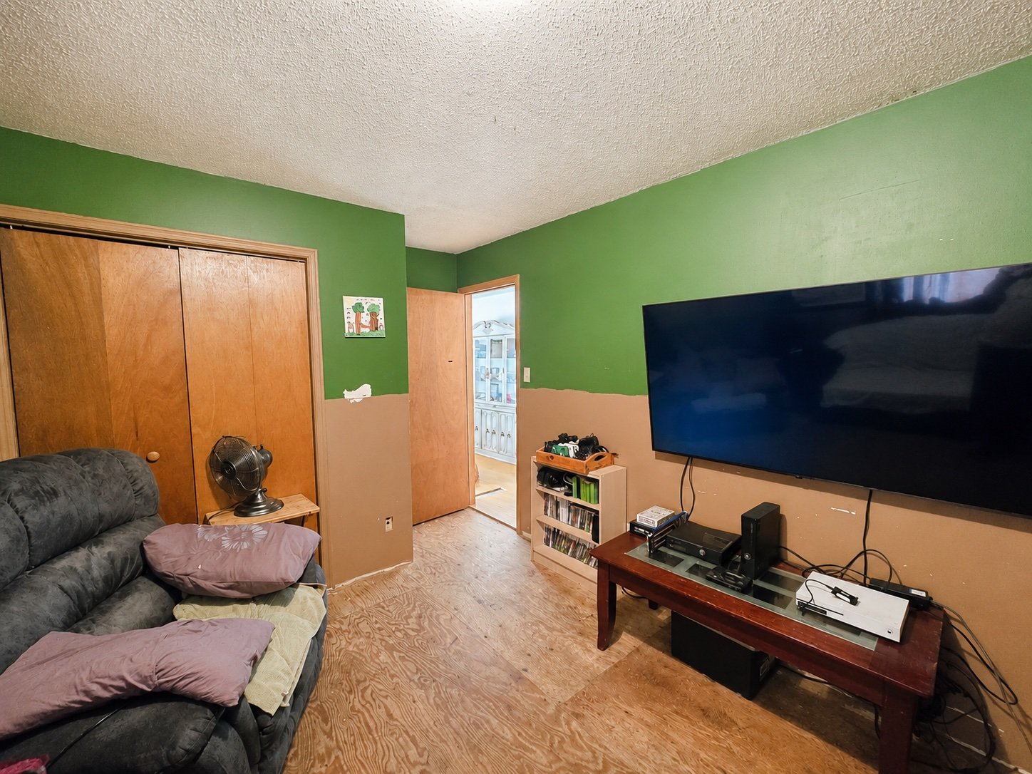 Primary bedroom