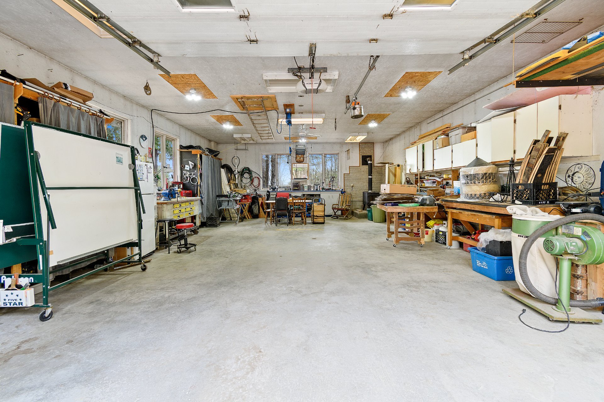 Garage