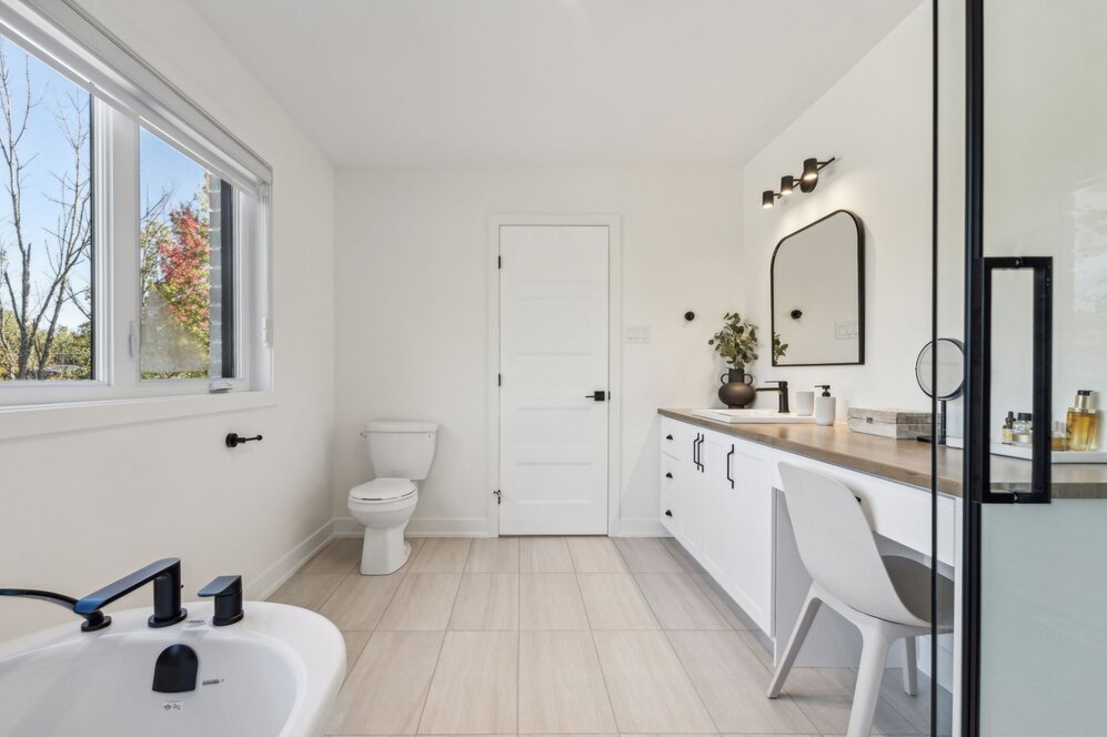 Salle de bains attenante à la CCP