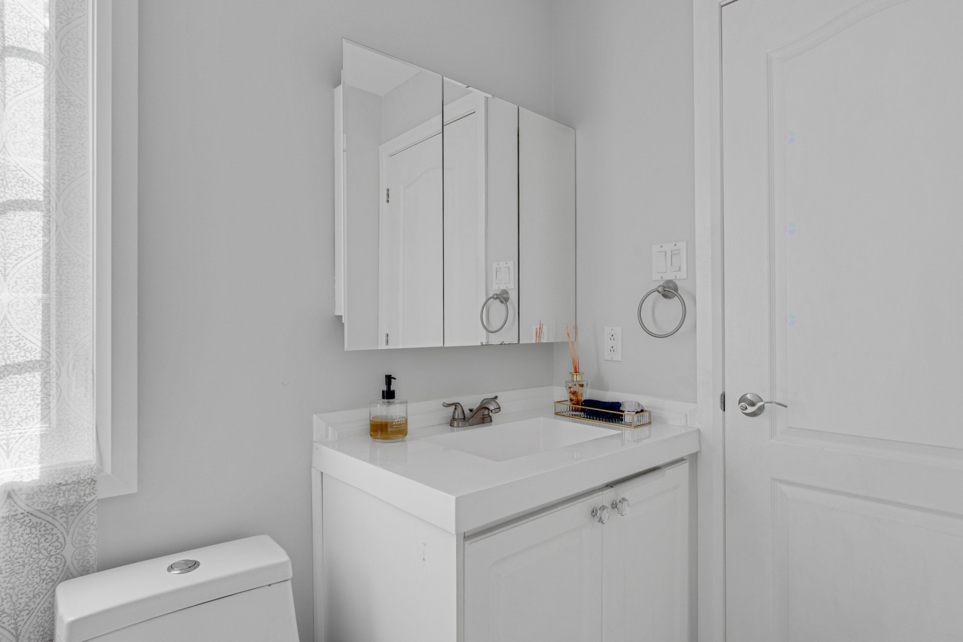 Powder room