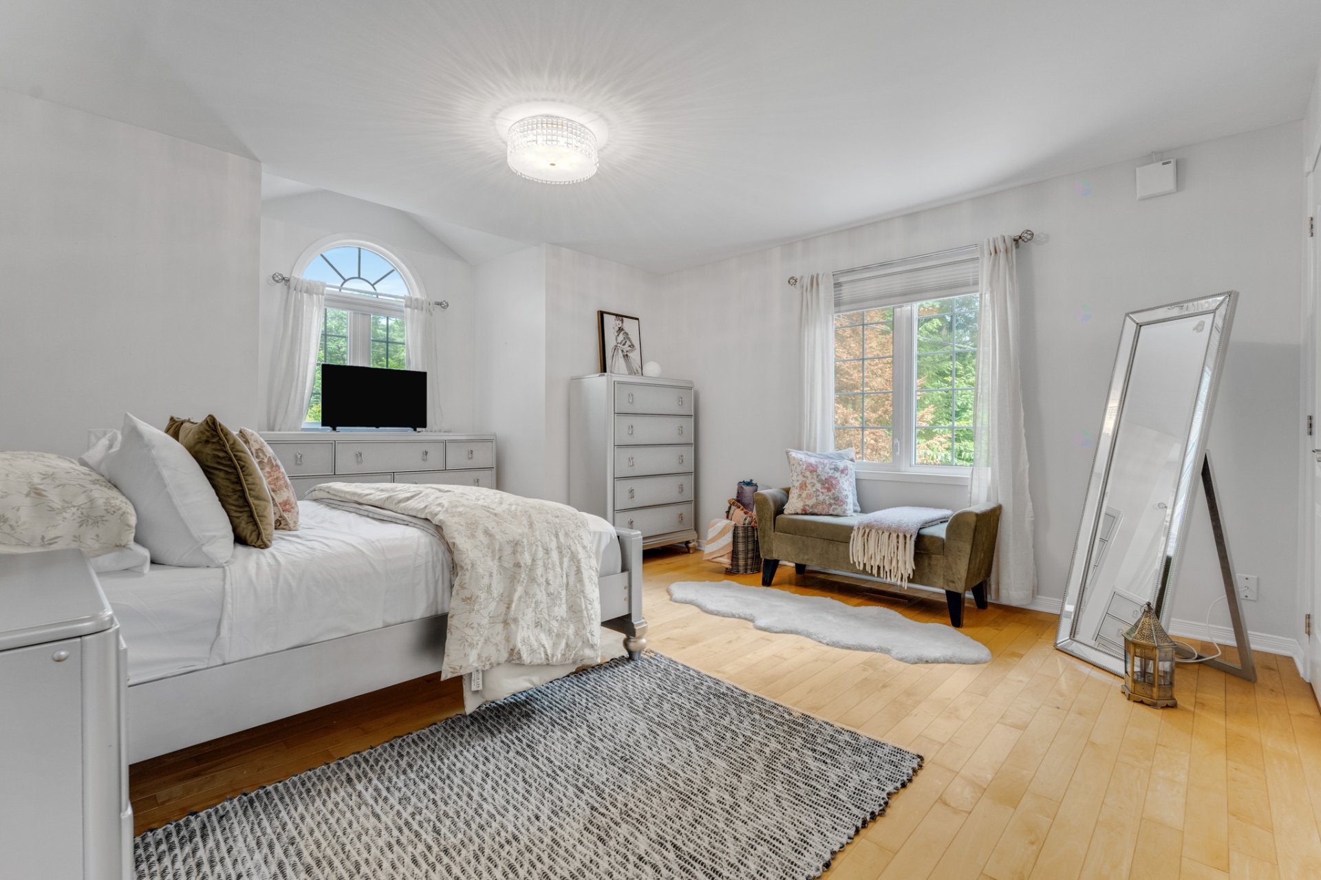 Primary bedroom