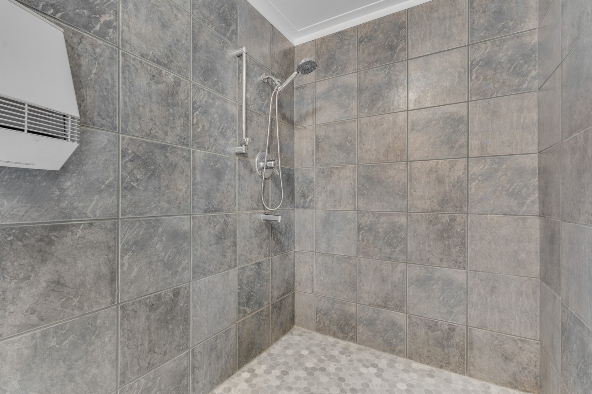 Ensuite bathroom