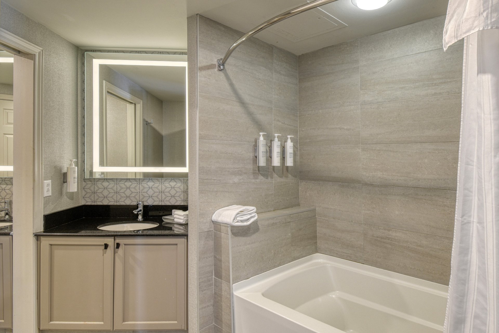 Salle de bains attenante à la CCP