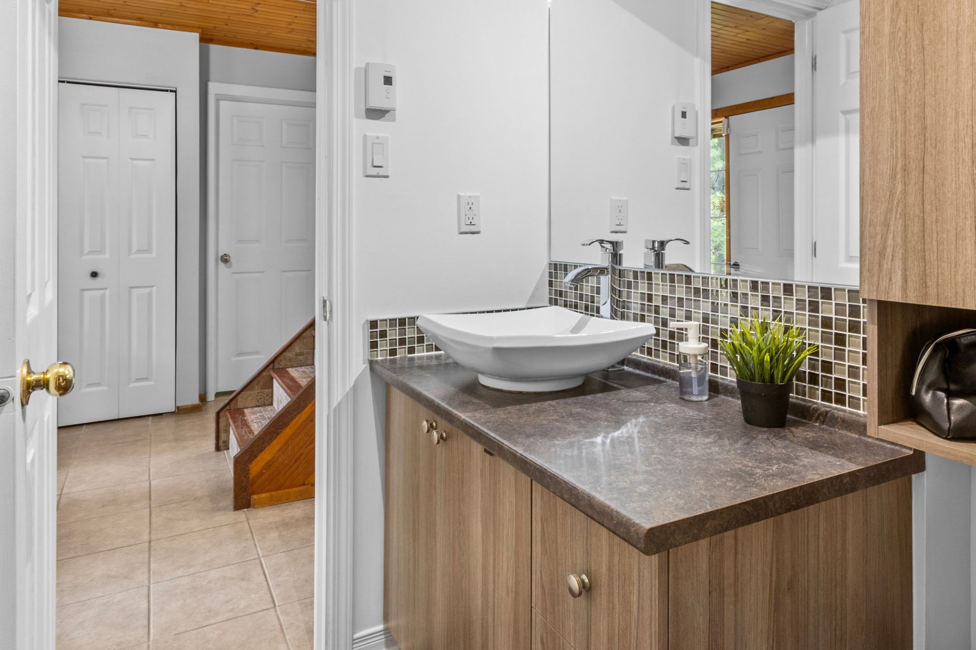 Ensuite bathroom