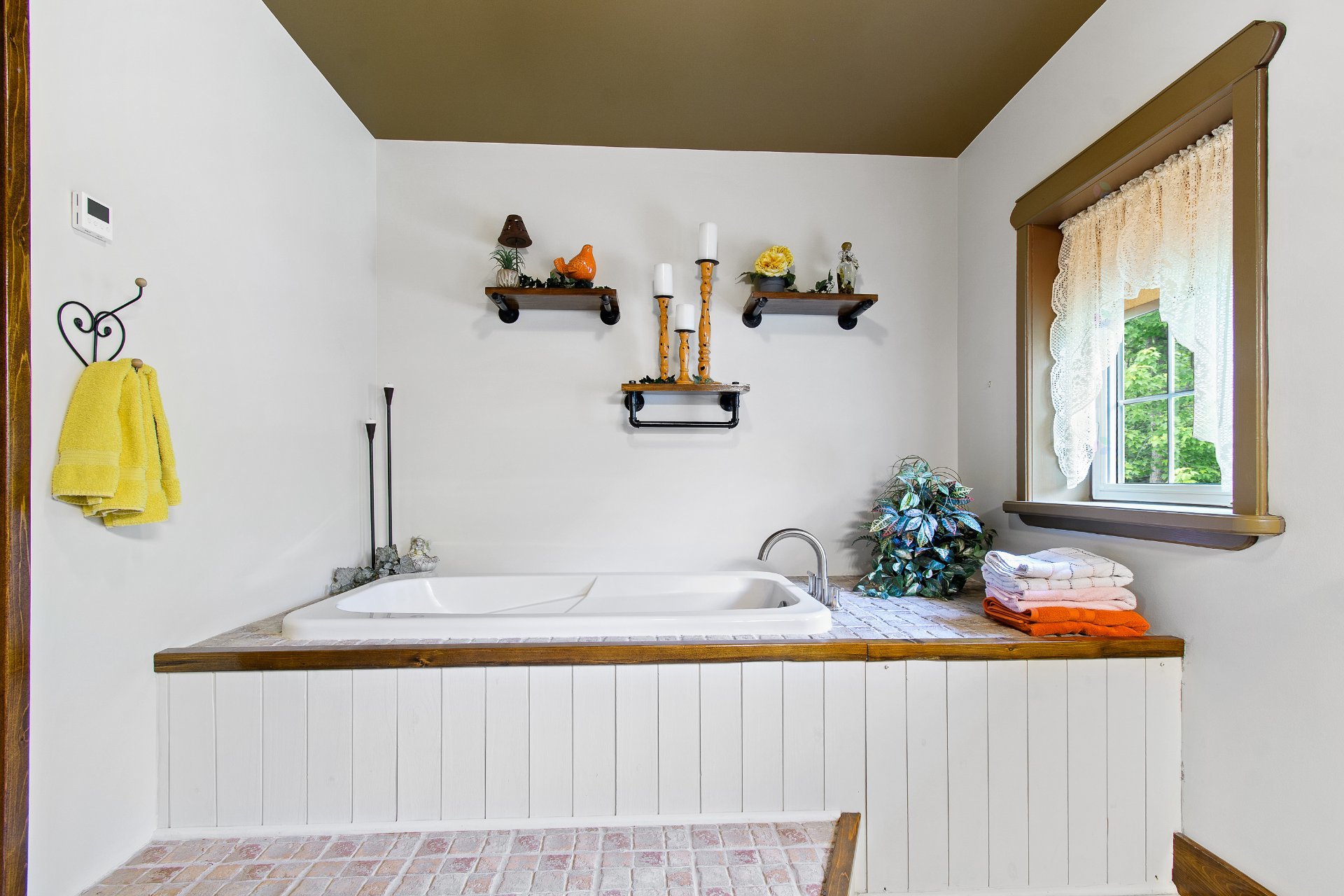 Ensuite bathroom
