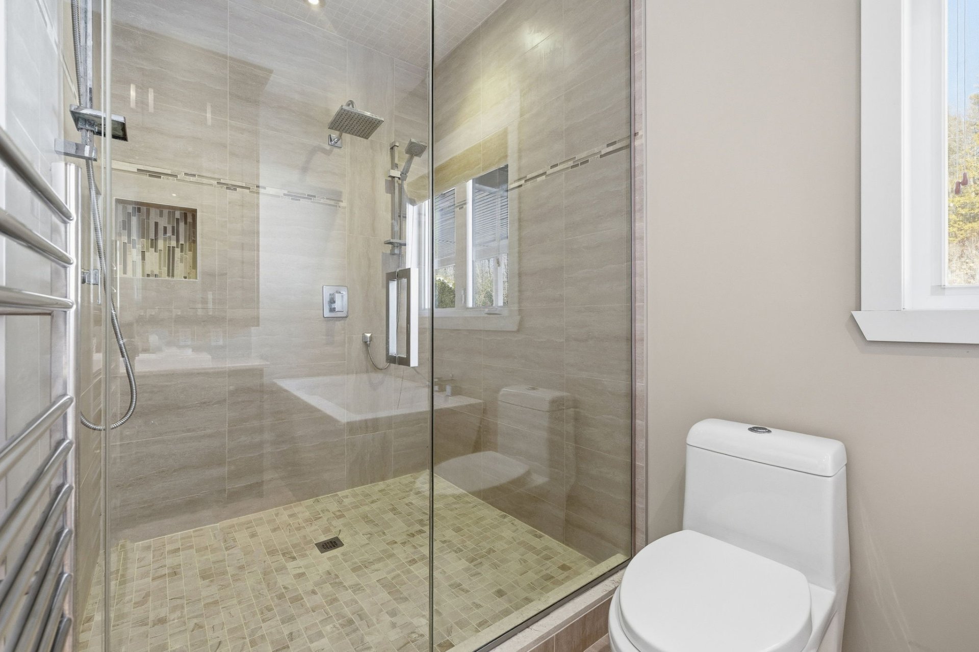 Salle de bains attenante à la CCP